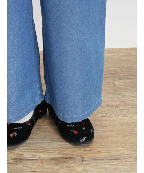 Samansa Mos2（サマンサ モスモス）の「【M/Lサイズ】デニムイージーストレートパンツ（その他パンツ・レディース・ブルー/ネイビー・M/L）」の8枚目の写真