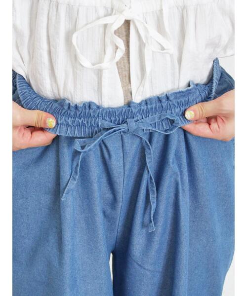 Samansa Mos2（サマンサ モスモス）の「【M/Lサイズ】デニムイージーストレートパンツ（その他パンツ・レディース・ブルー/ネイビー・M/L）」の9枚目の写真