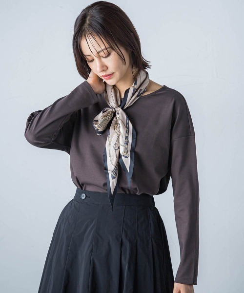 LAUTREAMONT（ロートレアモン）の「【WEB限定】UV/接触冷感スムースカットソー≪洗濯機で洗える≫（Tシャツ/カットソー・レディース・イエロー/ブラック/ライトグレー/ブラウン/ホワイト・7号/9号/11号）」の5枚目の写真