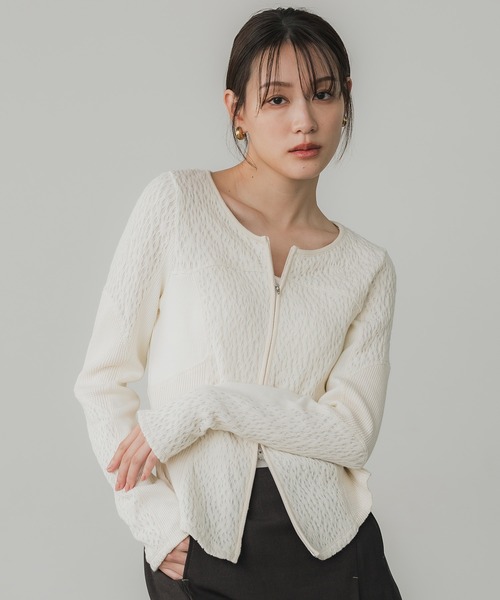PUBLIC TOKYO(パブリックトウキョウ)の「ランダムシャーリングスイッチトップ(Tシャツ/カットソー・レディース・ブラック/ホワイト・FREE)」の6枚目の写真