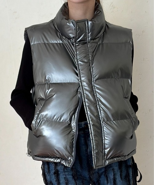 セール】メタリックシャイニーナイロン中綿スタンドベスト（ダウン