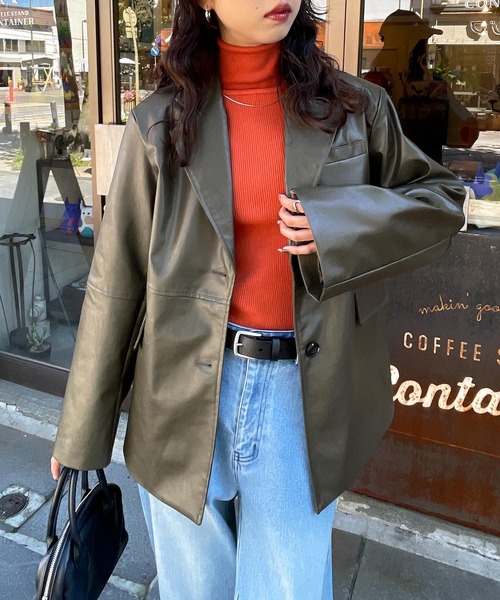 Chillfar（チルファー）の「フェイクレザールーズテーラードジャケット（テーラードジャケット・レディース・グレー/ブラウン/カーキ/ブラック・FREE）」の18枚目の写真