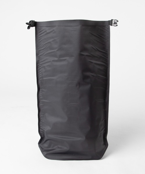 Matador(マタドール)の「MATADOR FlatPak Drybag 8L マタドール フラットパック ドライバッグ 8L(エコバッグ/サブバッグ・メンズ・ブラック・FREE)」の7枚目の写真