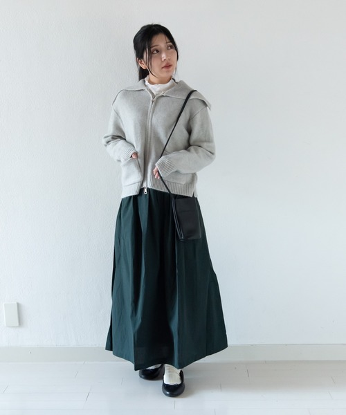 LOSUCA（ロスカ）の「セーラーカラーニット / セーラー ジップ 2WAYファスナー ナチュラル フレンチ 大人カジュアル レトロ ヴィンテージ シティガール（ニット/セーター・レディース・カーキ/オフホワイト/グレー・FREE）」の12枚目の写真