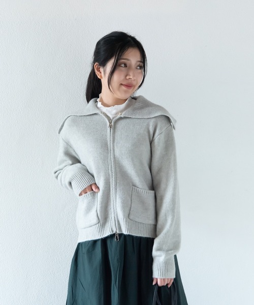 LOSUCA（ロスカ）の「セーラーカラーニット / セーラー ジップ 2WAYファスナー ナチュラル フレンチ 大人カジュアル レトロ ヴィンテージ シティガール（ニット/セーター・レディース・カーキ/オフホワイト/グレー・FREE）」の6枚目の写真