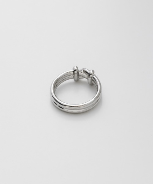 ciite' surgical stainless(シーテサージカルステンレス)の「【 金属アレルギー対応 】 ニュアンスノットリング サージカルステンレス (リング・レディース・ゴールド/シルバー・11号/9号)」の15枚目の写真