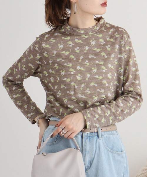 BRODIAEA(ブローディア)の「BRODIAEA 接結猫柄プルオーバー(Tシャツ/カットソー・レディース・モカ/グレー/ブラック/ネイビー・40)」の5枚目の写真