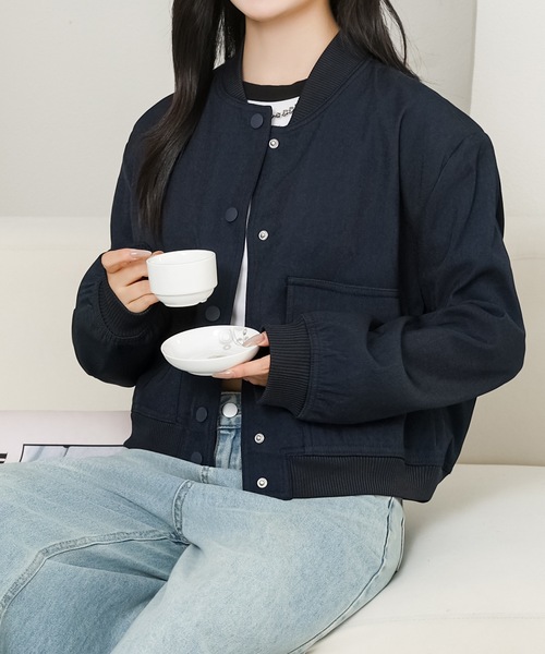 Lace Ladies(レースレディース)の「フラップポケット付き ベースボール風 コンパクト ボタン ジャケット(ノーカラージャケット・レディース・ブラック/ネイビー/アイボリー・M)」の13枚目の写真