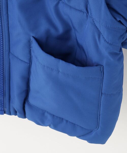 SHOO・LA・RUE（シューラルー）の「◆【110-140cm/撥水/男女兼用】お袖取り外し2WAY中綿ブルゾン（ブルゾン・キッズ・ブラック/ベビーピンク/ブルー系その他・11/12/13/14）」の9枚目の写真