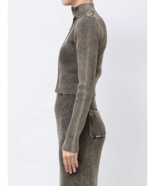 EMODA（エモダ）の「ウォッシュリブジップニット（ニット/セーター・レディース・ブルー/シルバー/ブラック/ピンク/ベージュ・FREE）」の9枚目の写真