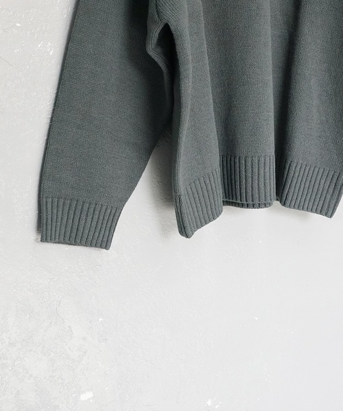 MinoriTY(マイノリティ)の「【MinoriTY】ざっくり編み7Gフード付きパーカーニット メンズ フーディー セーター ビッグシルエット オーバーサイズ ショート丈(ニット/セーター・メンズ・ブラック/ベージュ/ブルー/ダークブラック/グレイッシュブルー/グレイッシュベージュ/ボルドー・S/M/L)」の21枚目の写真