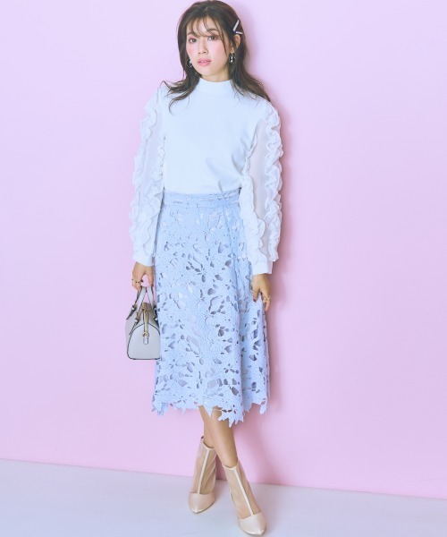 marun（マルン）の「＜大きいサイズ＞ 花柄フリル長袖ブラウス marun（シャツ/ブラウス・レディース・アイボリー系/イエロー系・5L/L/LL/3L/4L）」の6枚目の写真