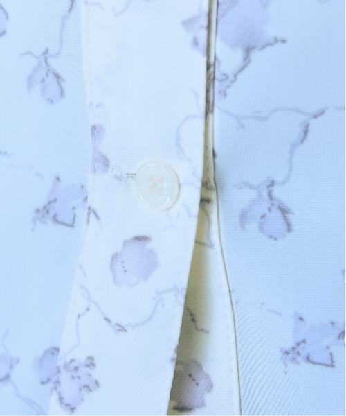 marun（マルン）の「＜大きいサイズ＞ 花柄フリル長袖ブラウス marun（シャツ/ブラウス・レディース・アイボリー系/イエロー系・5L/L/LL/3L/4L）」の14枚目の写真