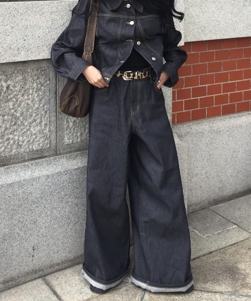 INTER FACTORY(インターファクトリー)の「rinka.ルーズデニム made in INTERFACTORY(デニムパンツ・レディース・グレー/ブルー・LARGE/MEDIUM)」の4枚目の写真