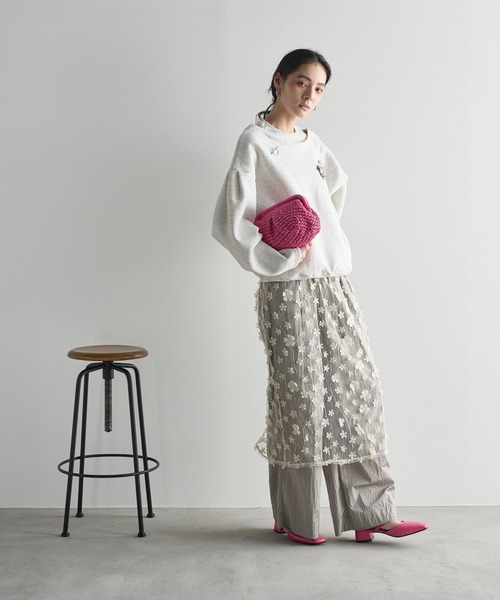 THE YOn（ザヨン）の「2WAYフェイクレイヤードスウェットプルオーバー（スウェット・レディース・ピンク/チャコール/オートミール・FREE）」の9枚目の写真