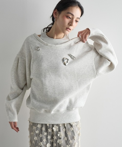 THE YOn（ザヨン）の「2WAYフェイクレイヤードスウェットプルオーバー（スウェット・レディース・ピンク/チャコール/オートミール・FREE）」の4枚目の写真