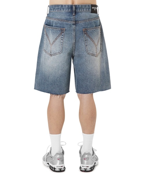 OY（オーワイ）の「『OY/オーワイ』 RAW HEM TAPE DENIM SHORTS/ロウヘムテープデニムショーツ（デニムパンツ・レディース・ブラック/ブルー・S/M/L）」の8枚目の写真