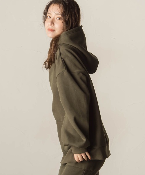 VICKY(ビッキー)の「裏起毛フーディ≪洗濯機で洗える≫(パーカー・レディース・カーキ/ブラック/ネイビー/ライトグレー・M)」の11枚目の写真