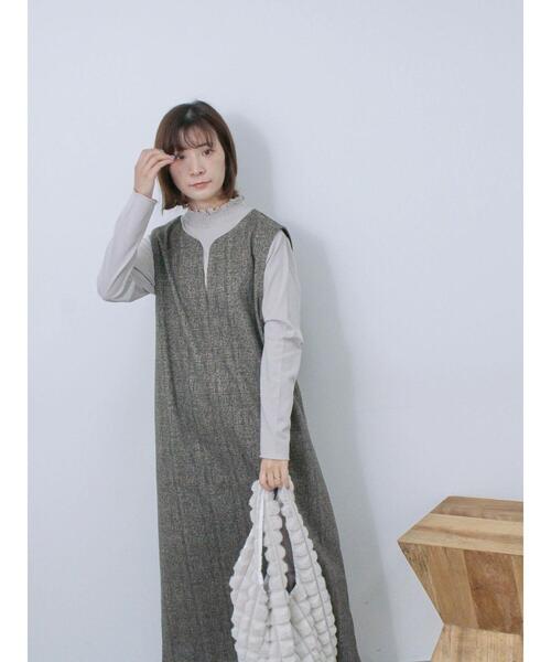 Samansa Mos2 blue（サマンサモスモスブルー）の「ウールライクチェックジャンスカ（ワンピース・レディース・ベージュ/ブラウン/グレー・F）」の17枚目の写真