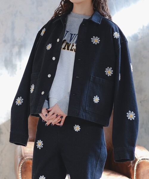 B:MING by BEAMS（ビーミングバイビームス）の「ambiance / Embroidery Jacket（S～M）（デニムジャケット・レディース・ブラウン/ブラック・SMALL/MEDIUM）」の2枚目の写真