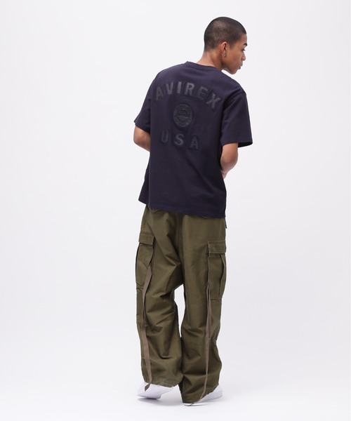AVIREX(アヴィレックス)の「《50th Anniversary》LEATHER PATCHED VARSITY T-SHIRT / レザー パッチド バーシティ 半袖Tシャツ / AVIREX / アヴィレックス(Tシャツ/カットソー・メンズ・ブラック/ホワイト/ネイビー・XX-LARGE/X-LARGE/LARGE/MEDIUM)」の16枚目の写真