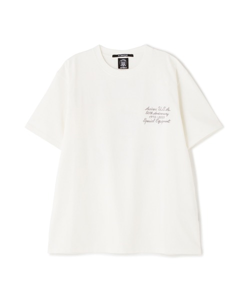 AVIREX(アヴィレックス)の「《50th Anniversary》LEATHER PATCHED VARSITY T-SHIRT / レザー パッチド バーシティ 半袖Tシャツ / AVIREX / アヴィレックス(Tシャツ/カットソー・メンズ・ブラック/ホワイト/ネイビー・XX-LARGE/X-LARGE/LARGE/MEDIUM)」の8枚目の写真