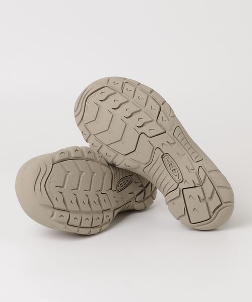 KEEN(キーン)の「NEWPORT H2 / ニューポート エイチツー / メンズ サンダル(サンダル・メンズ・ナチュラル・30cm/26.5cm/27cm/27.5cm/28cm/28.5cm/29cm/25.5cm/26cm/25cm)」の3枚目の写真