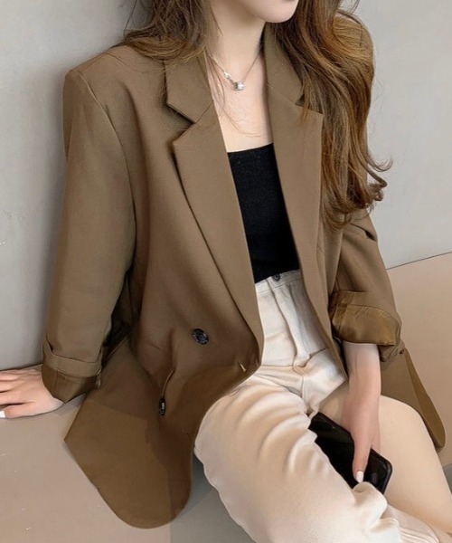 LADY LIKE(レディライク)の「テーラードダブルジャケット(テーラードジャケット・レディース・ブラック/モカ・M)」の2枚目の写真