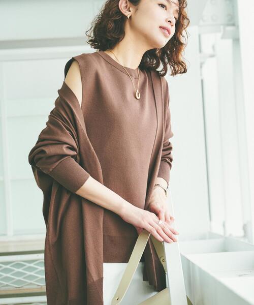 UNTITLED（アンタイトル）の「【アンサンブル可能】ニットベスト（ニット/セーター・レディース・ブラウン系/ナチュラル/ブルーグリーン/チャコールグレー・44/48/00/02/04）」の13枚目の写真