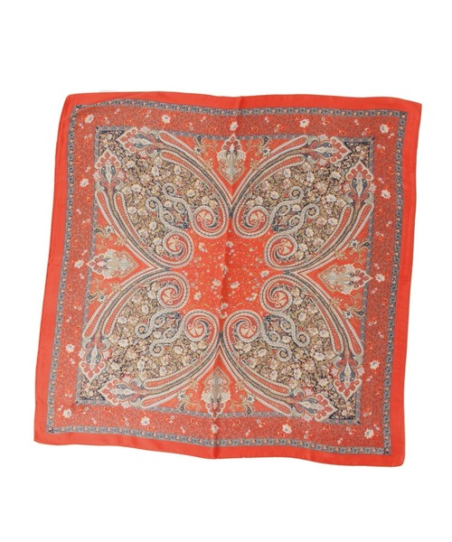 BAYFLOW（ベイフロー）の「70×70 ペイズリー柄スカーフ（バンダナ/スカーフ・レディース・アイボリー/ネイビー/レッド・FREE）」の15枚目の写真