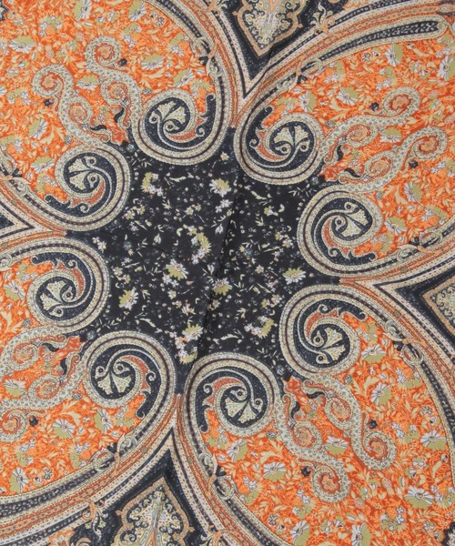 BAYFLOW（ベイフロー）の「70×70 ペイズリー柄スカーフ（バンダナ/スカーフ・レディース・アイボリー/ネイビー/レッド・FREE）」の7枚目の写真