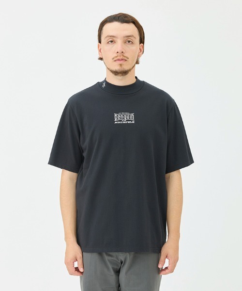 penguin BY MUNSINGWEAR(ペンギン バイ マンシングウェア)の「Graphic Mock neck shirt(Tシャツ/カットソー・メンズ・ネイビー/ホワイト/ブラック・M/L/XL)」の7枚目の写真