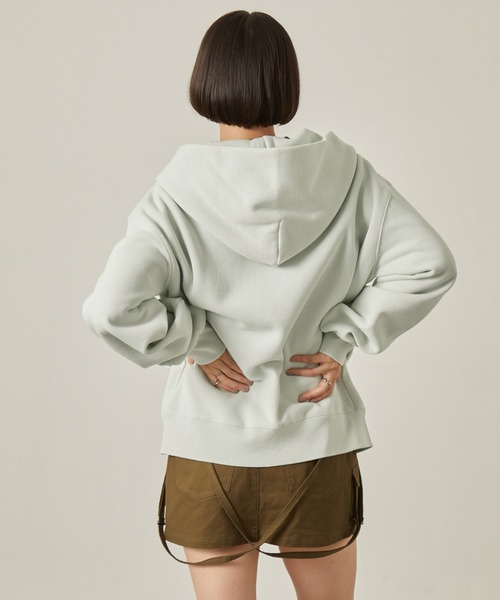 Snap club（スナップクラブ）の「【Snap club】ヴィンテージ加工 ダメージパッチロゴ ダブルジップパーカー（パーカー・レディース・ブラウン/レッド/ブラック/ライトベージュ/サックスブルー/ライトグレー/ネイビー・M/L）」の12枚目の写真