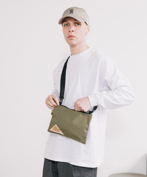 KELTY（ケルティ）の「KELTY/ケルティ VINTAGE FLAT POUCH S フラットポーチS 2026年春夏（ショルダーバッグ・メンズ・タン/セージグリーン/グレー/キャメル/ネイビー/ブラック/モカ・FREE）」の4枚目の写真