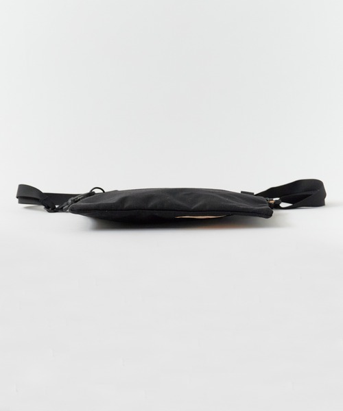 KELTY（ケルティ）の「KELTY/ケルティ VINTAGE FLAT POUCH S フラットポーチS 2026年春夏（ショルダーバッグ・メンズ・タン/セージグリーン/グレー/キャメル/ネイビー/ブラック/モカ・FREE）」の19枚目の写真