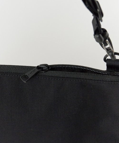 KELTY（ケルティ）の「KELTY/ケルティ VINTAGE FLAT POUCH S フラットポーチS 2026年春夏（ショルダーバッグ・メンズ・タン/セージグリーン/グレー/キャメル/ネイビー/ブラック/モカ・FREE）」の12枚目の写真