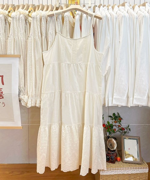 aimoha（アイモハ）の「レースティアードコットンキャミワンピース（ワンピース・レディース・ライトベージュ/ホワイト・FREE）」の6枚目の写真