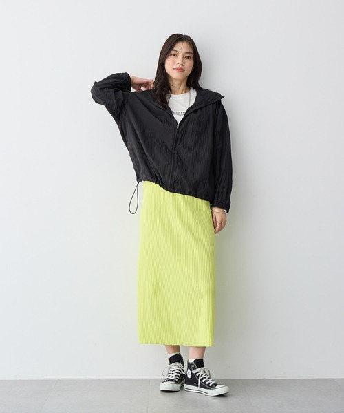 anyfee（エニフィー）の「【anyfee/プラスサイズ】シアーマウンテンパーカー（マウンテンパーカー・レディース・ライトグレー/ブラック・5L/4L/3L/LL）」の4枚目の写真