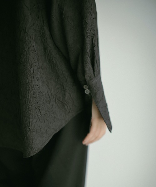 MANOF（マノフ）の「WASHER LONG SHIRTS（シャツ/ブラウス・レディース・アイボリー/ピンク/ブラック・FREE）」の5枚目の写真