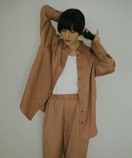 MANOF（マノフ）の「WASHER LONG SHIRTS（シャツ/ブラウス・レディース・アイボリー/ピンク/ブラック・FREE）」の9枚目の写真