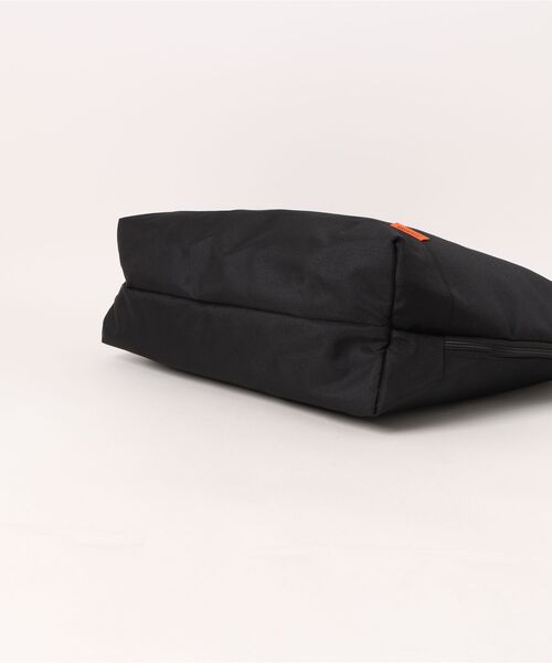 MAKAVELIC(マキャベリック)の「●MAKAVELIC●URBAN MESSENGER BAG(ショルダーバッグ・メンズ・ブラック・FREE)」の2枚目の写真