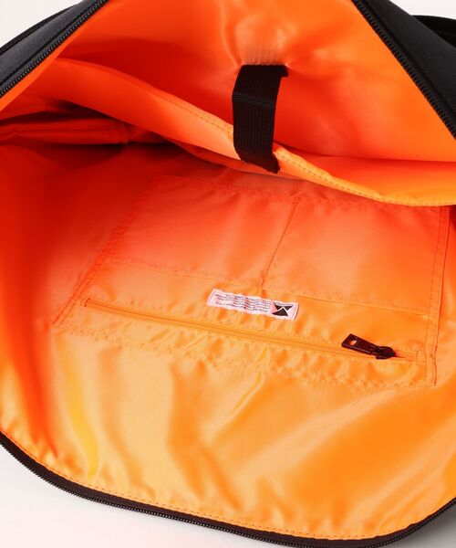 MAKAVELIC(マキャベリック)の「●MAKAVELIC●URBAN MESSENGER BAG(ショルダーバッグ・メンズ・ブラック・FREE)」の3枚目の写真