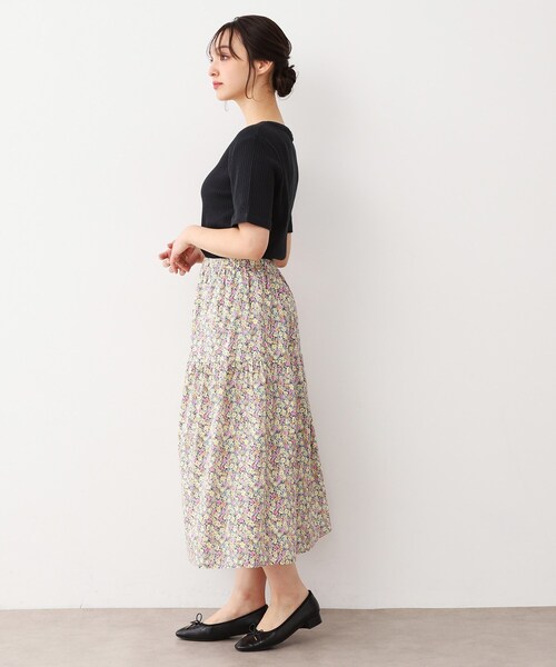 LAURA ASHLEY(ローラアシュレイ)の「【洗える/コットン100%/同柄アイテムあり】アマイア ディッツィー柄 スカート(スカート・レディース・イエロー系その他2/ネイビー系・38/40)」の5枚目の写真