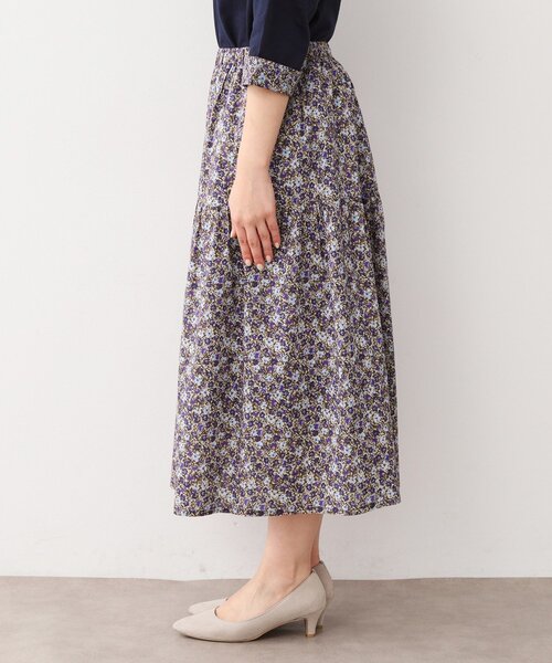 LAURA ASHLEY(ローラアシュレイ)の「【洗える/コットン100%/同柄アイテムあり】アマイア ディッツィー柄 スカート(スカート・レディース・イエロー系その他2/ネイビー系・38/40)」の12枚目の写真