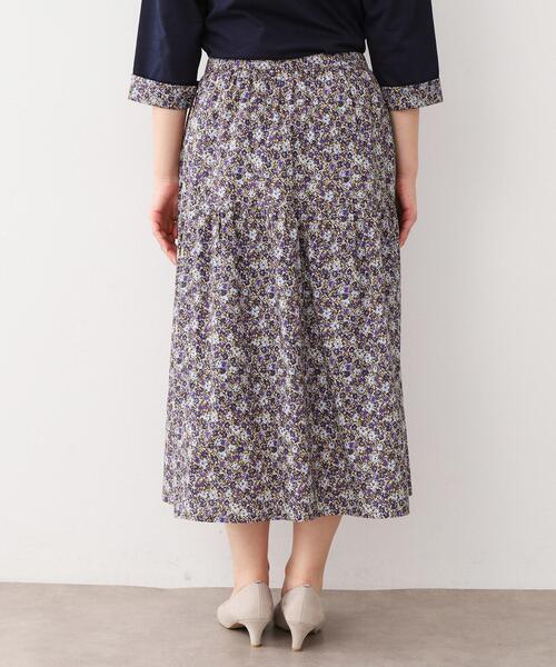 LAURA ASHLEY(ローラアシュレイ)の「【洗える/コットン100%/同柄アイテムあり】アマイア ディッツィー柄 スカート(スカート・レディース・イエロー系その他2/ネイビー系・38/40)」の13枚目の写真
