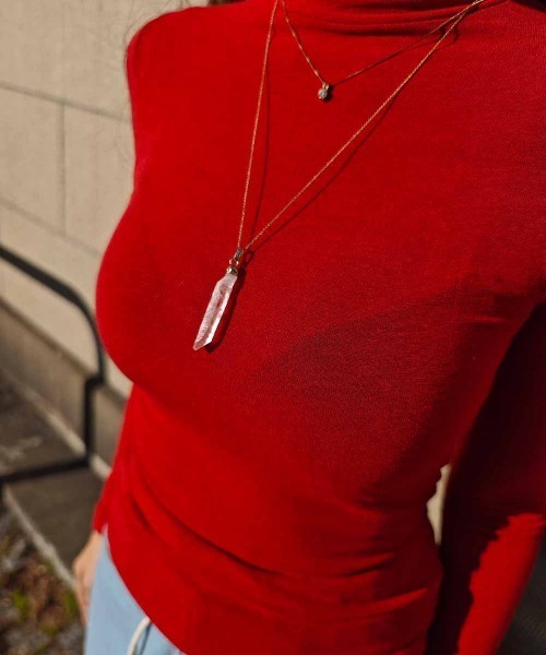 esutoreja(エストレジャ)の「ベーシックタートルネックトップス(Tシャツ/カットソー・レディース・ホワイト/レッド/ピンク/ネイビー/ブラック・FREE)」の22枚目の写真