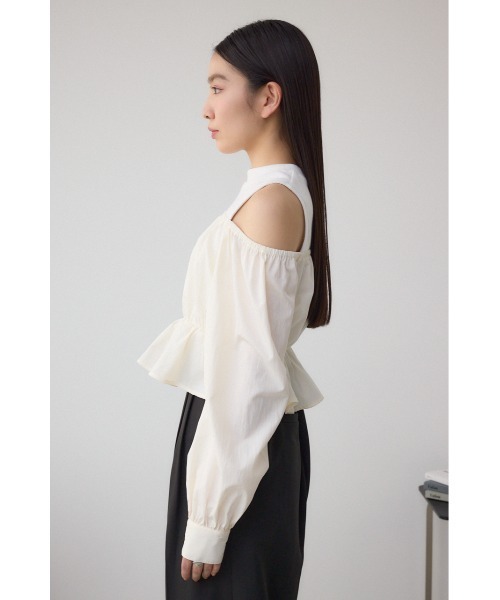 AZUL by moussy(アズールバイマウジー)の「オフショルレイヤードブラウス(Tシャツ/カットソー・レディース・グレー/アイボリー/ブラック・FREE)」の8枚目の写真