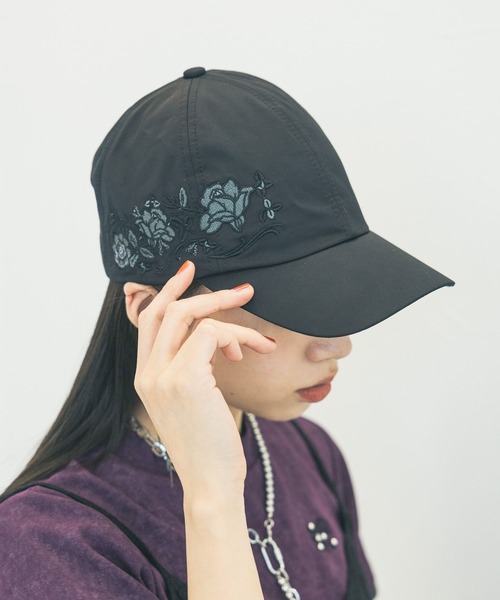 HARE(ハレ)の「フラワーシシュウキャップ(HARE)(キャップ・レディース・ブラック/ブラック系その他・FREE)」の5枚目の写真