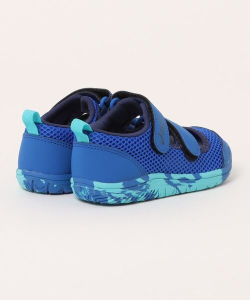 SUKUSUKU（スクスク）の「ASICS KIDS（アシックスキッズ）SUKUS2（スクスク）MESHOES MINI（スニーカー・キッズ・ブルー・20.0cm/21.0cm/22.0cm/19.5cm/16.0cm/17.0cm/18.0cm/19.0cm/16.5cm/17.5cm/18.5cm/20.5cm/21.5cm）」の3枚目の写真
