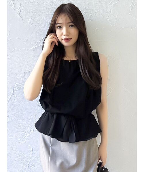 dazzlin（ダズリン）の「ショルダータックカットソー（Tシャツ/カットソー・レディース・オフホワイト/ブラック/ブルー・FREE）」の4枚目の写真